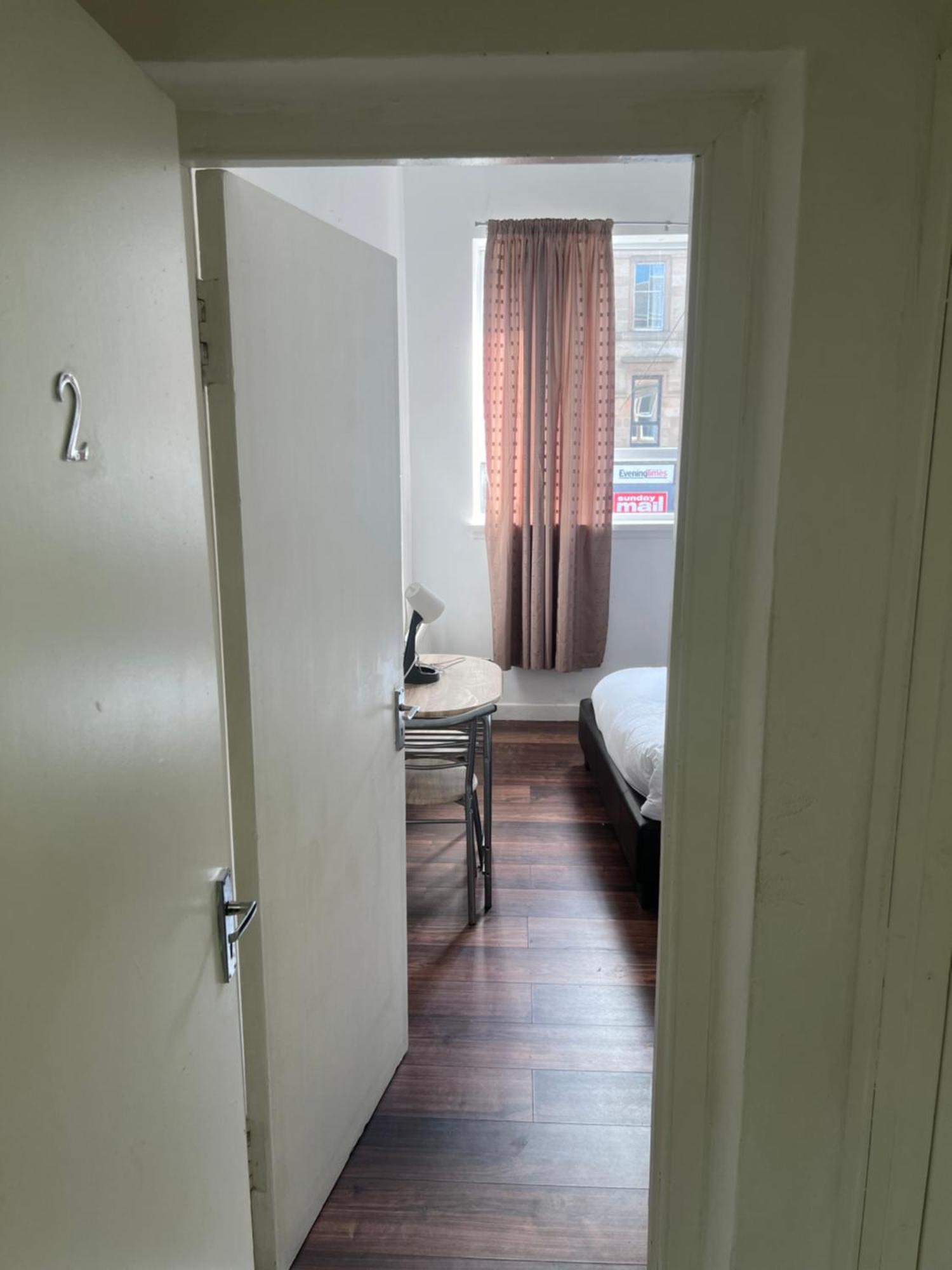 Great Western Road Studio With En Suite Глазгоу Екстериор снимка